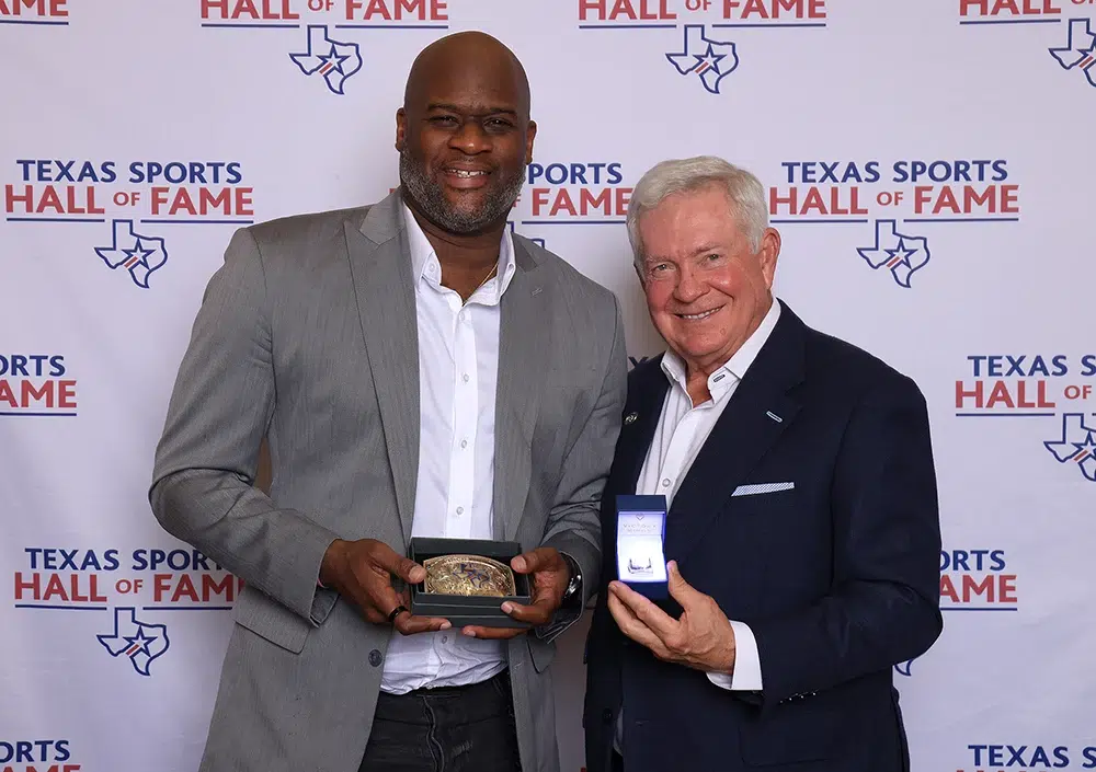 mack brown and vince young