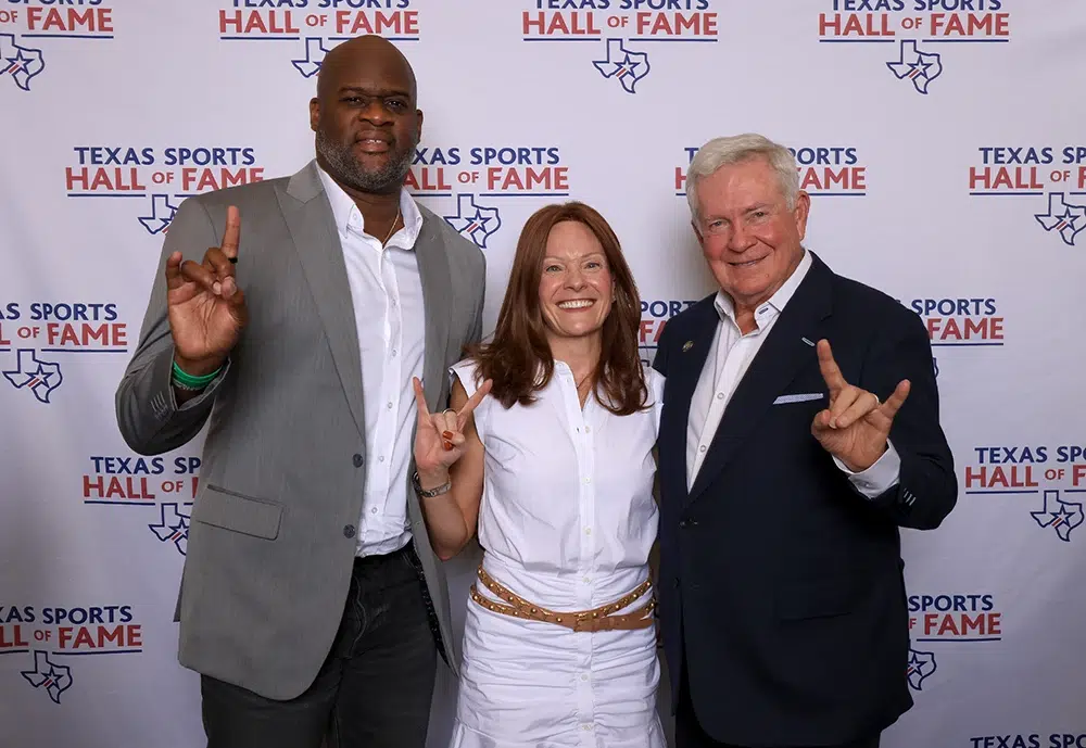 mack brown and vince young