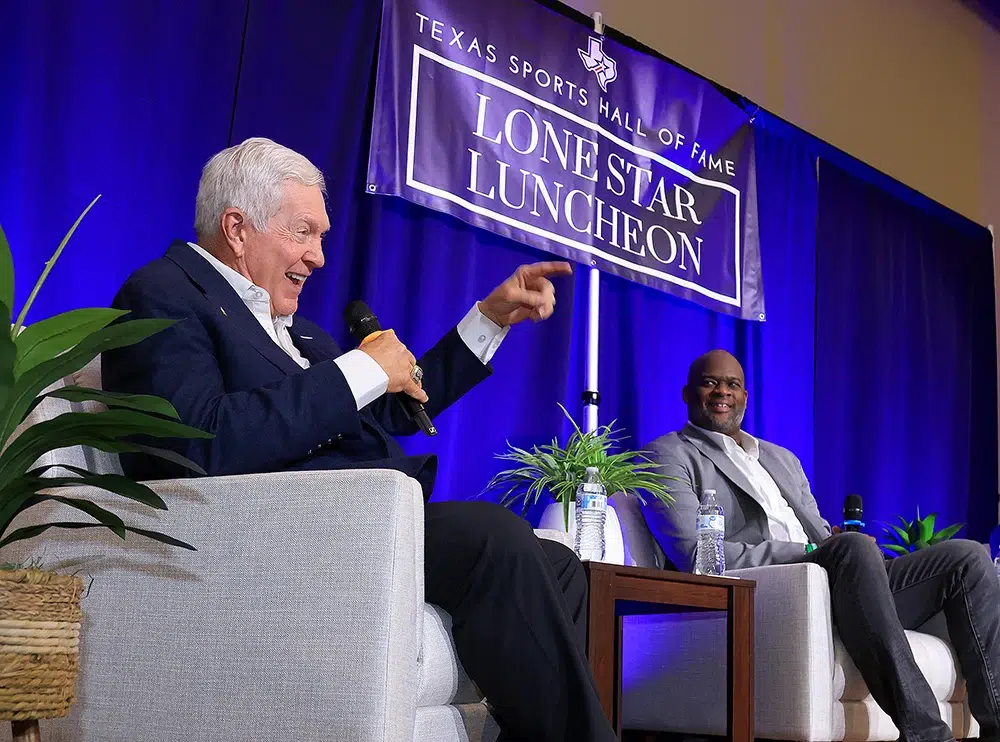 mack brown and vince young